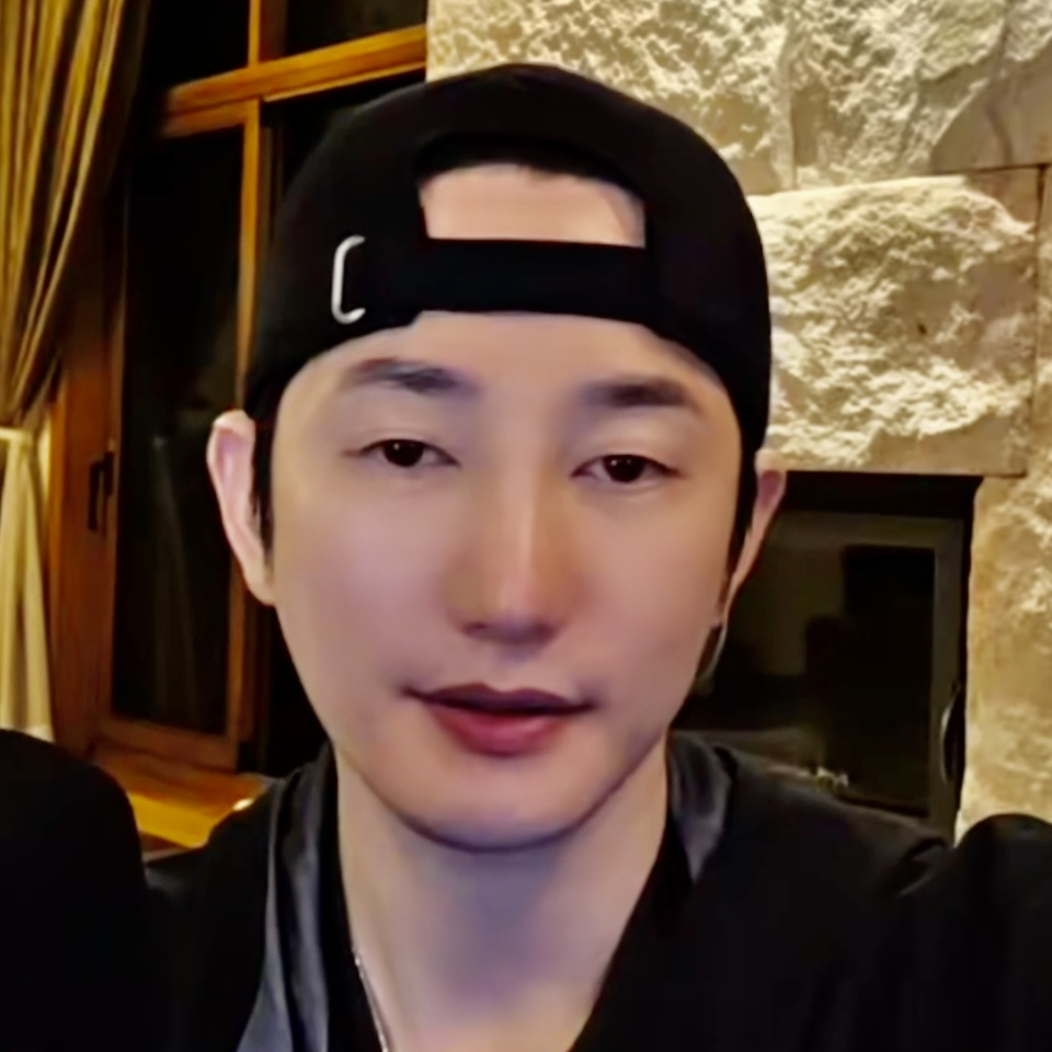 Latest photo of Park Sihoo