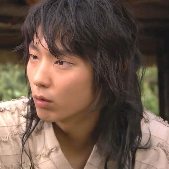 A moment captured by a fan of Lee Joongi