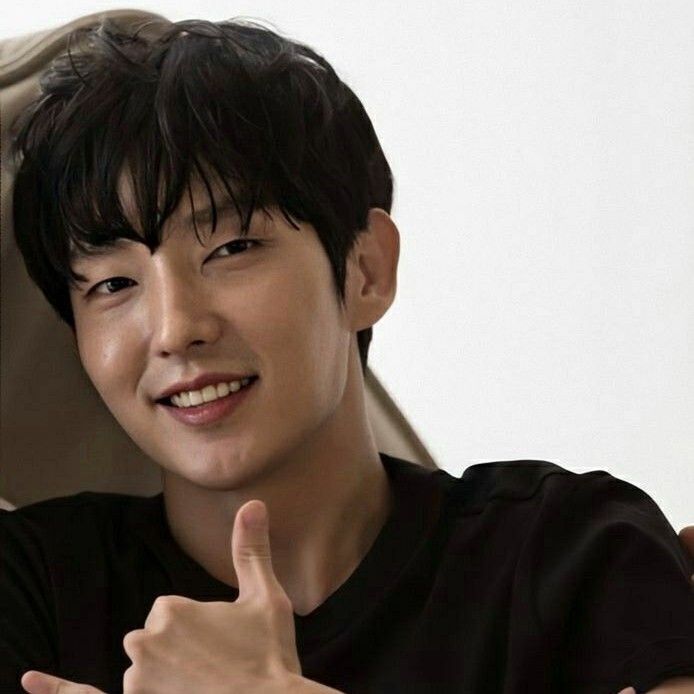 Latest photo of Lee Joongi