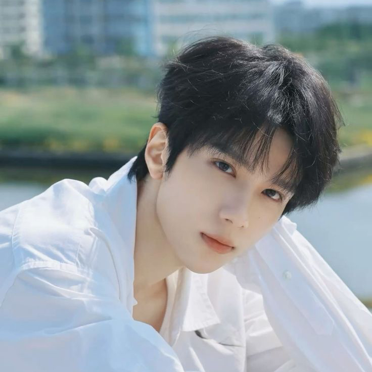 Latest photo of Yu Chengen