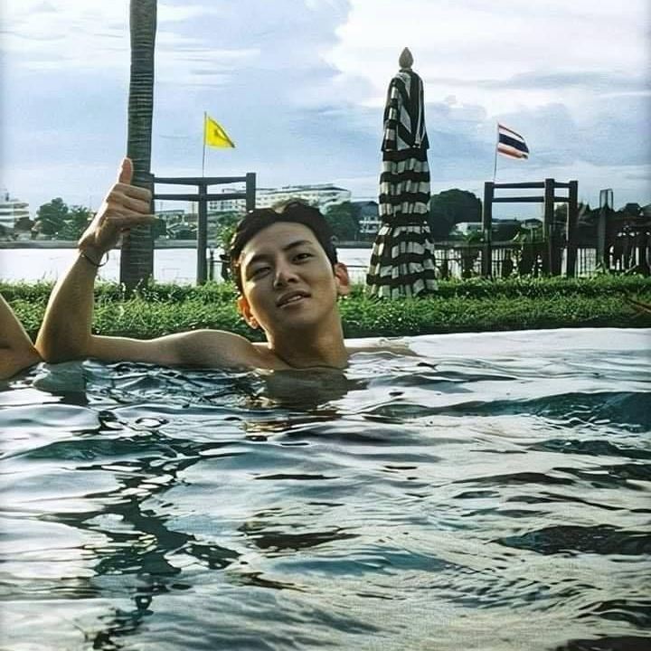 A moment captured by a fan of Ji Changwook