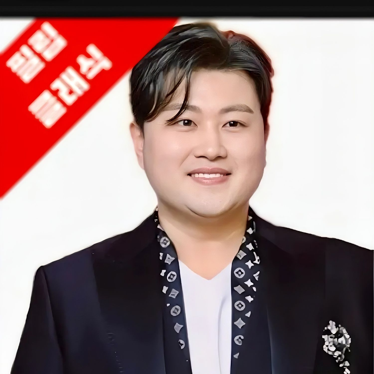 キム・ホジュンのビハインドカット