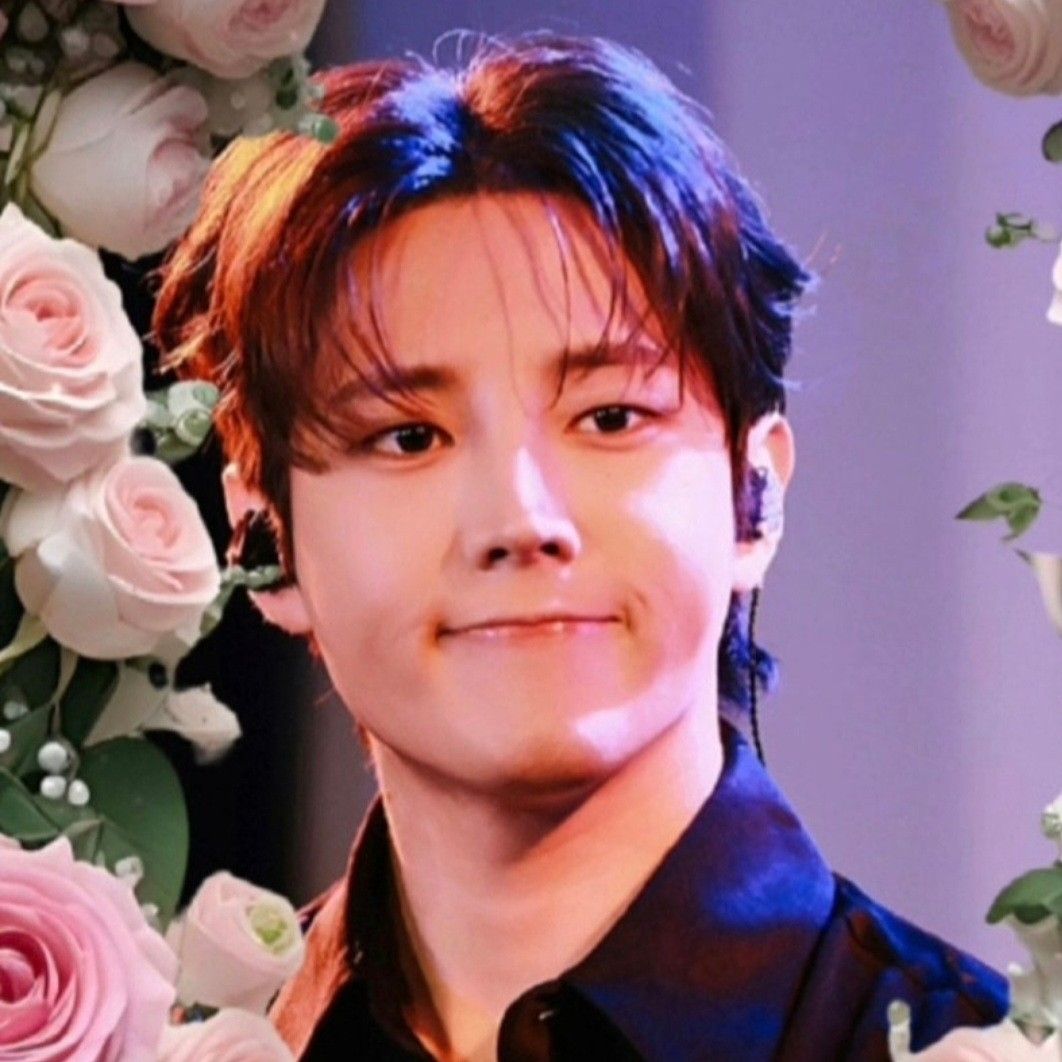 粉絲拍下的金俊賢瞬間