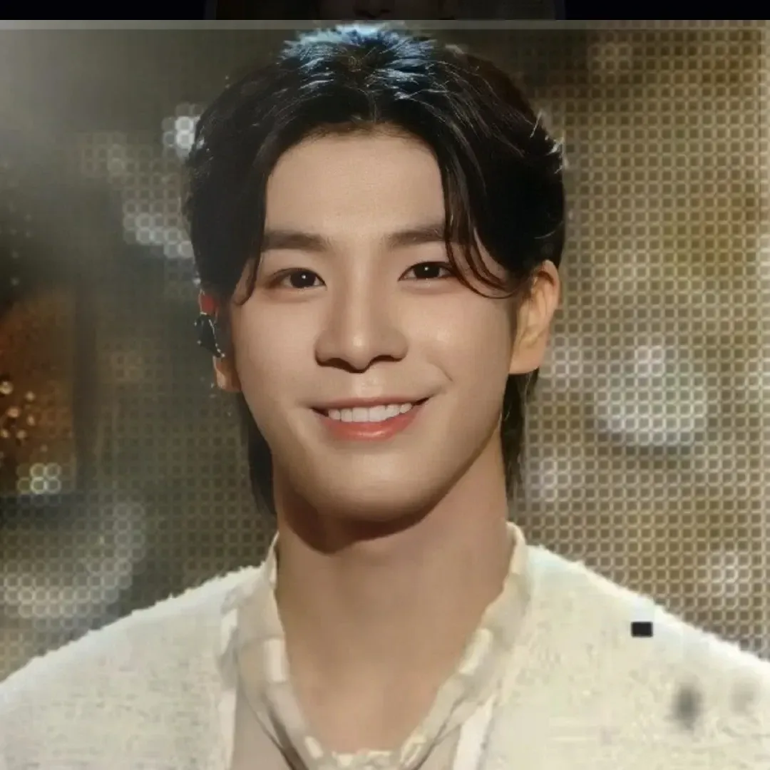 郑东元的近期活动照