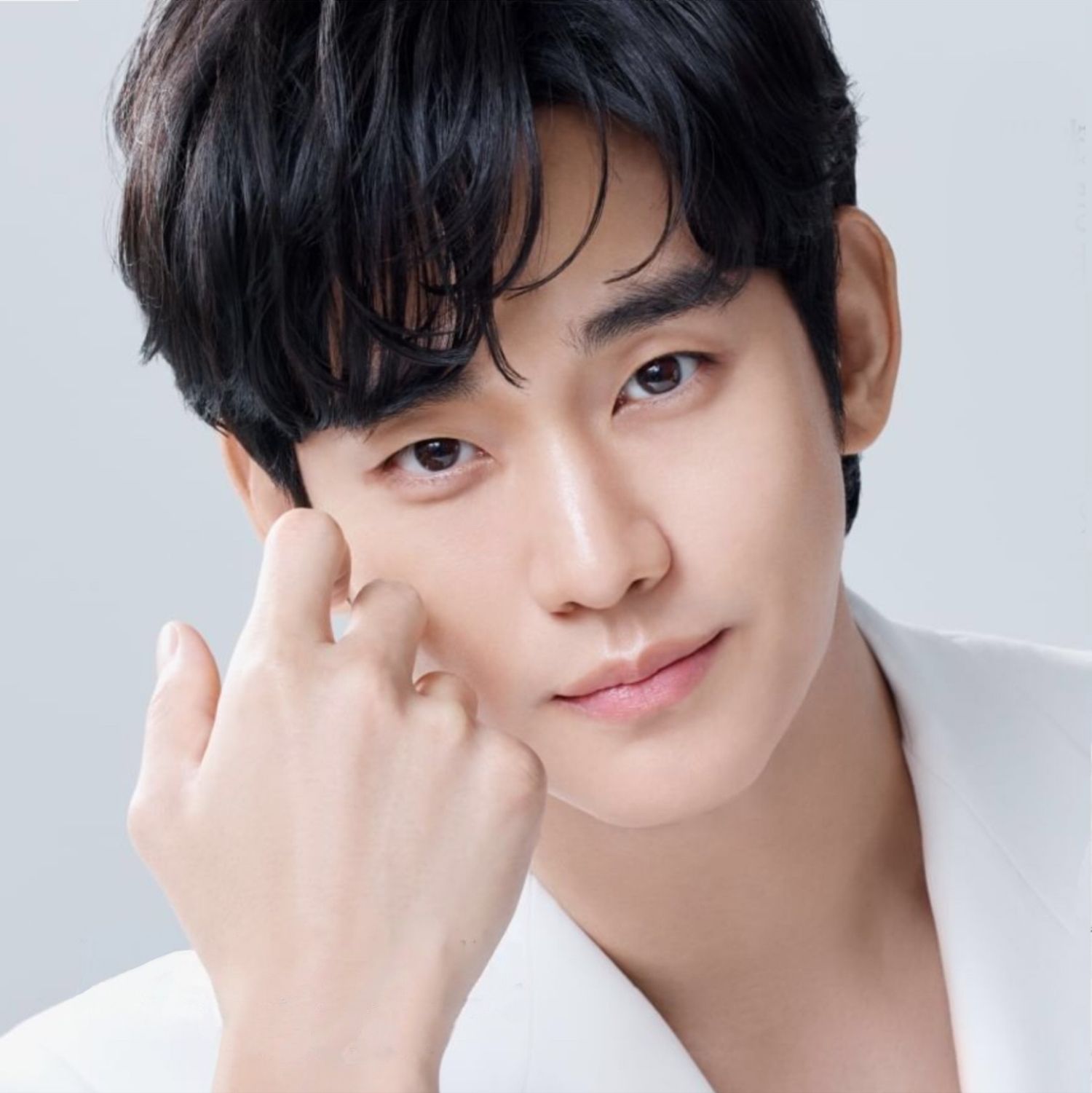 Foto terbaru dari Kim Soohyun