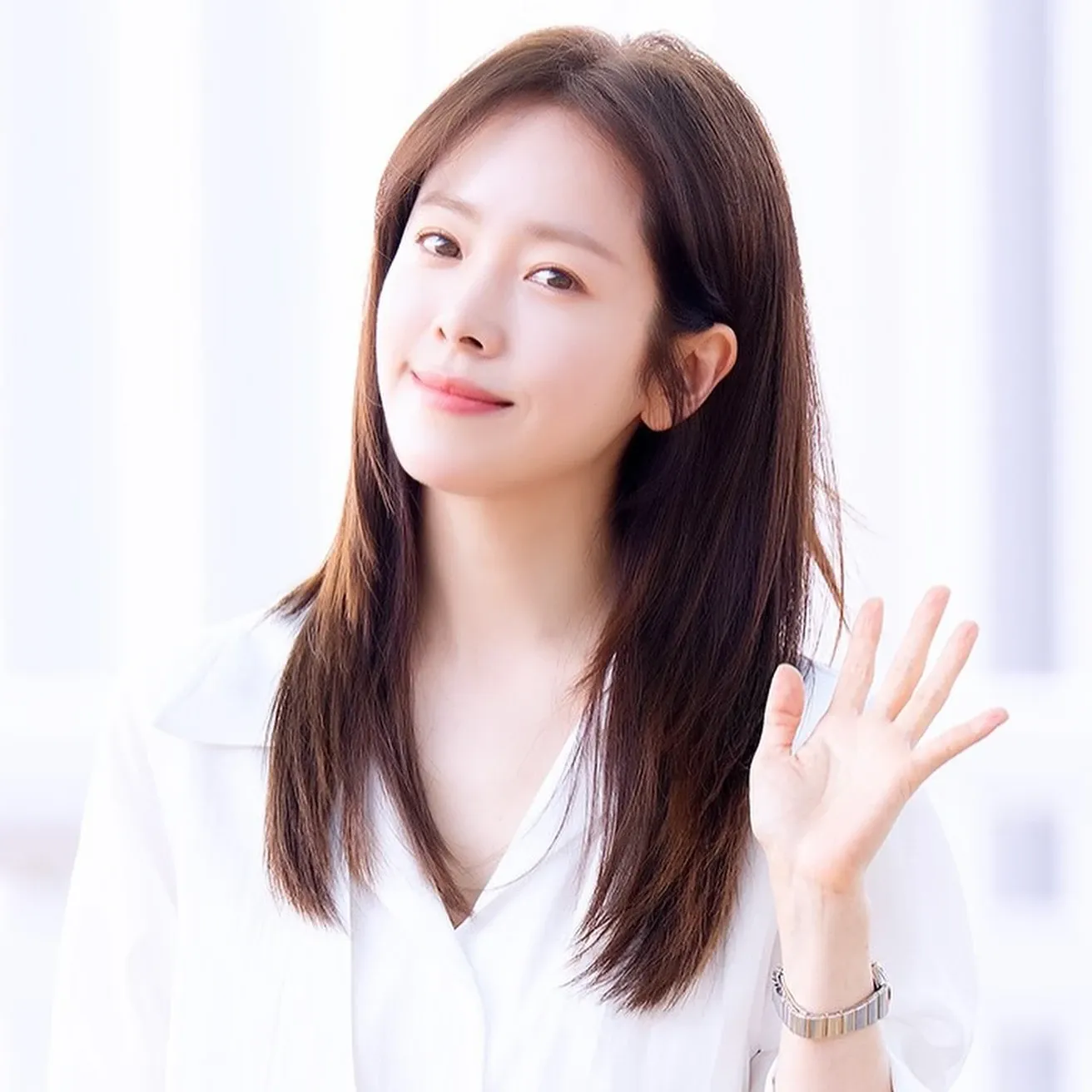 Recent activity shot of Han Jimin