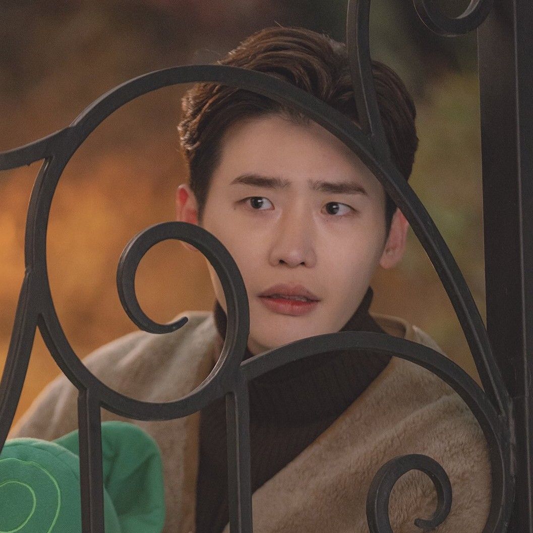 李鍾碩的最新照片