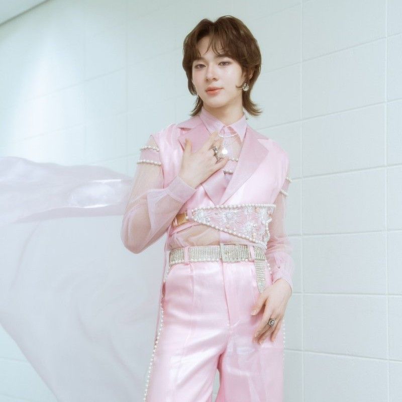 Behind-the-scenes cut of NuNew