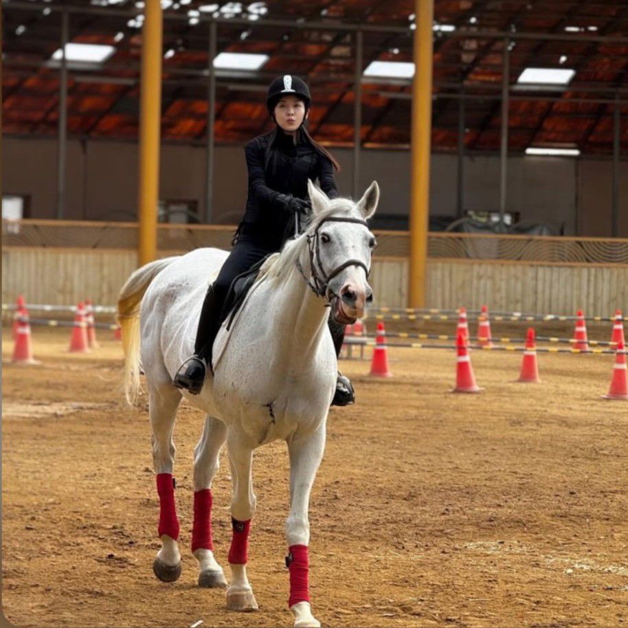 A moment captured by a fan of Ha Jiwon