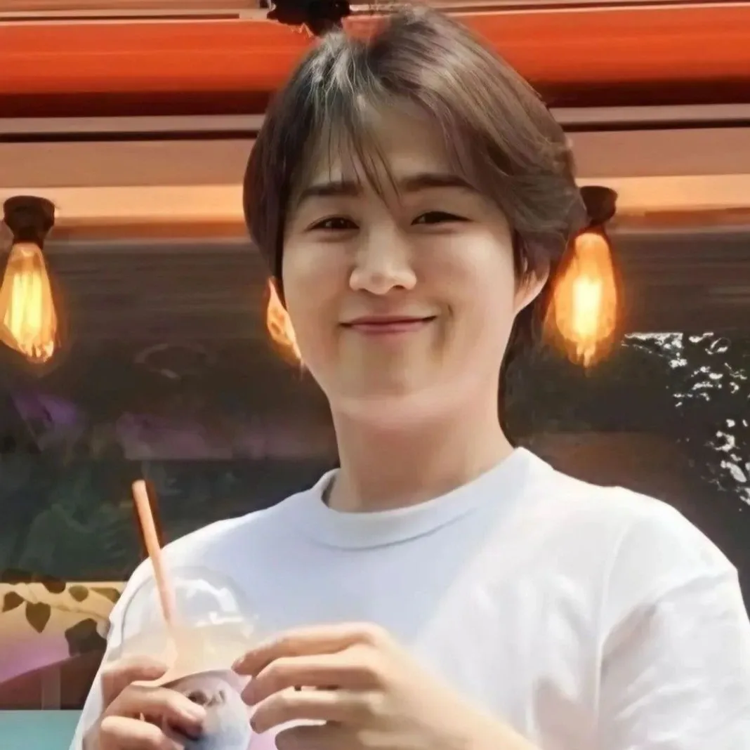 Cuplikan di balik layar dari Kim Heejae
