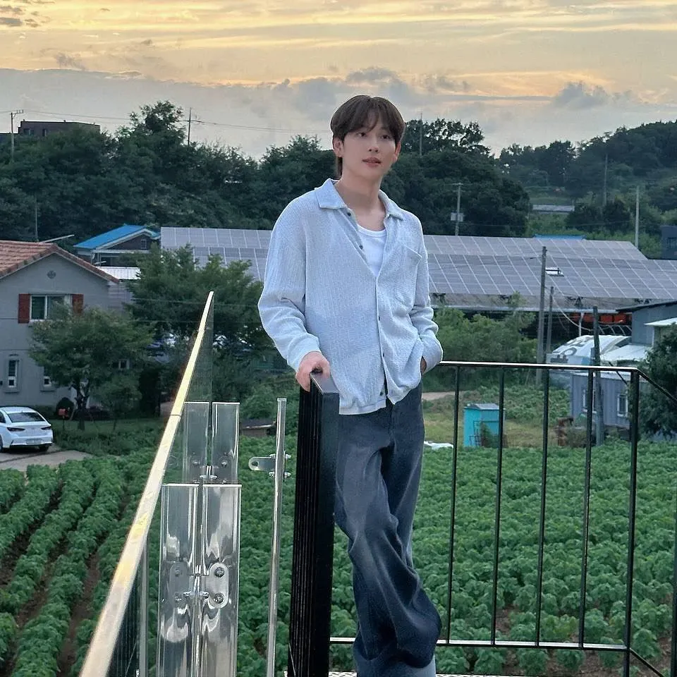 Latest photo of Yim Siwan