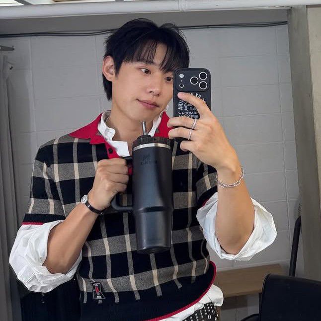 Recent activity shot of Kim Sungcheol