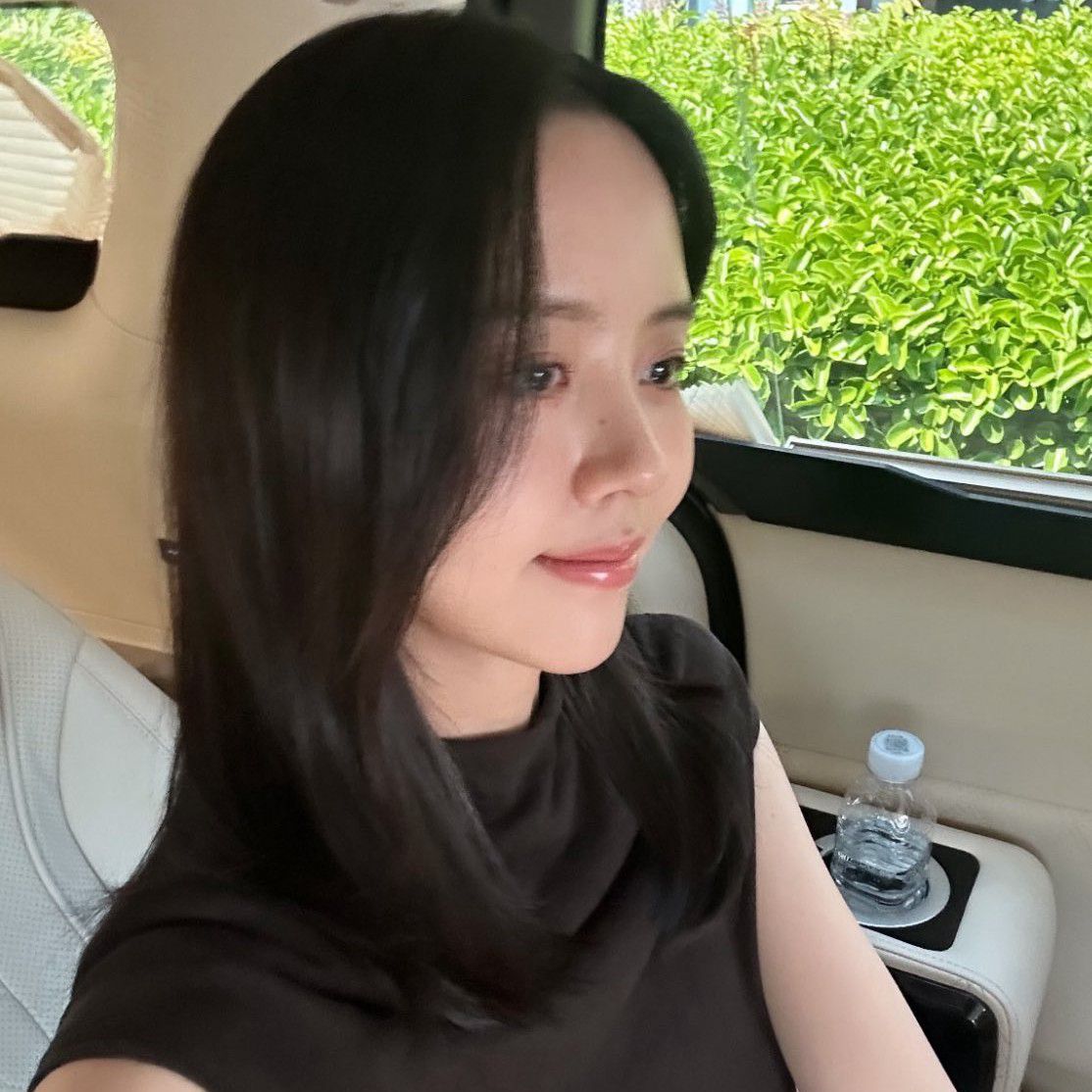 Recent activity shot of Kim Sohyun