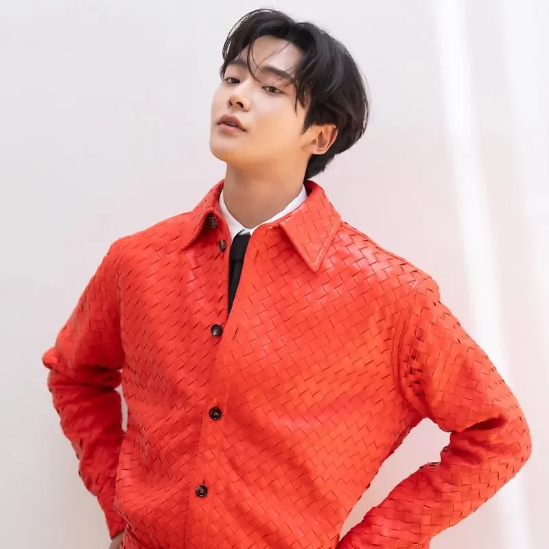 Cuplikan di balik layar dari Rowoon