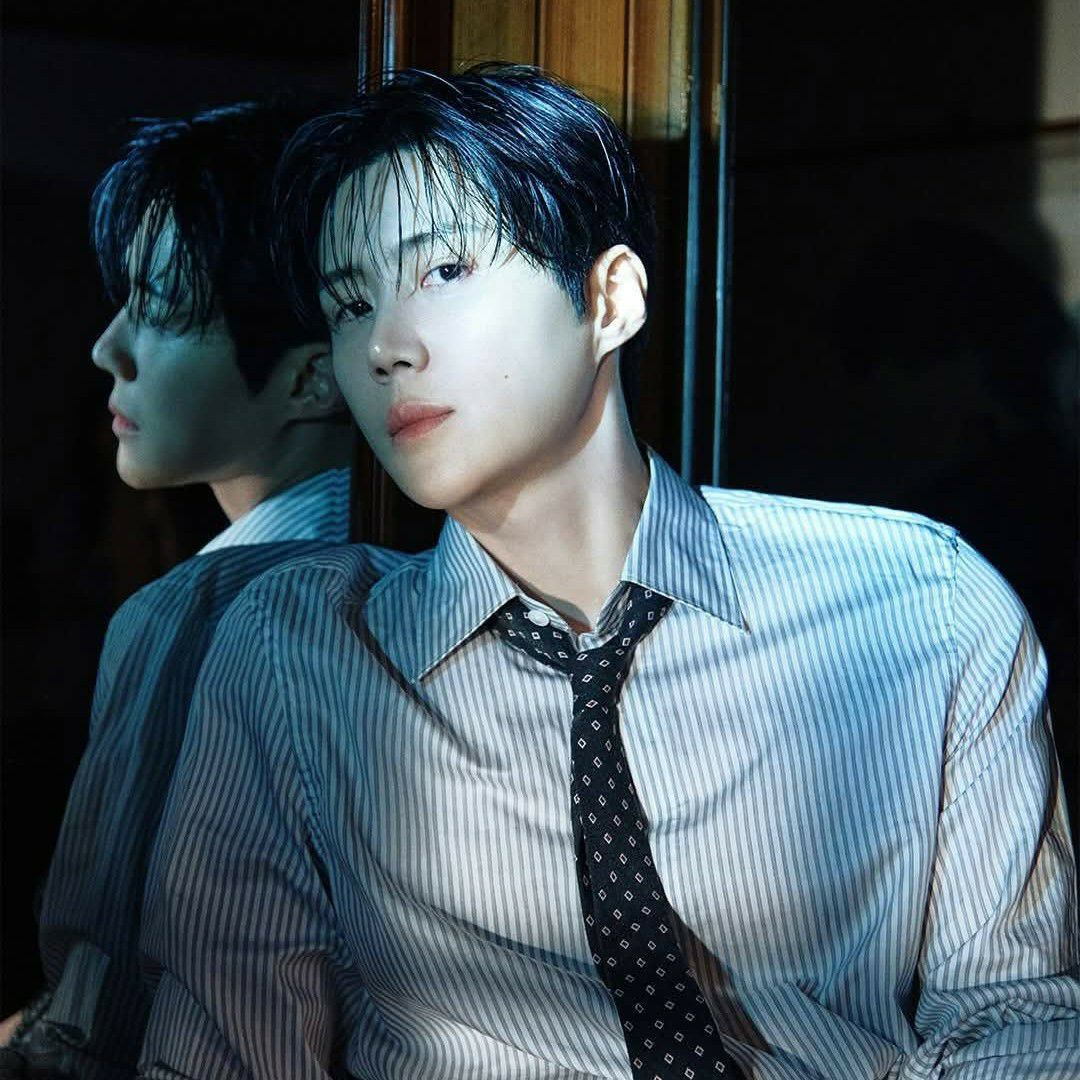 Latest photo of Kim Seonho