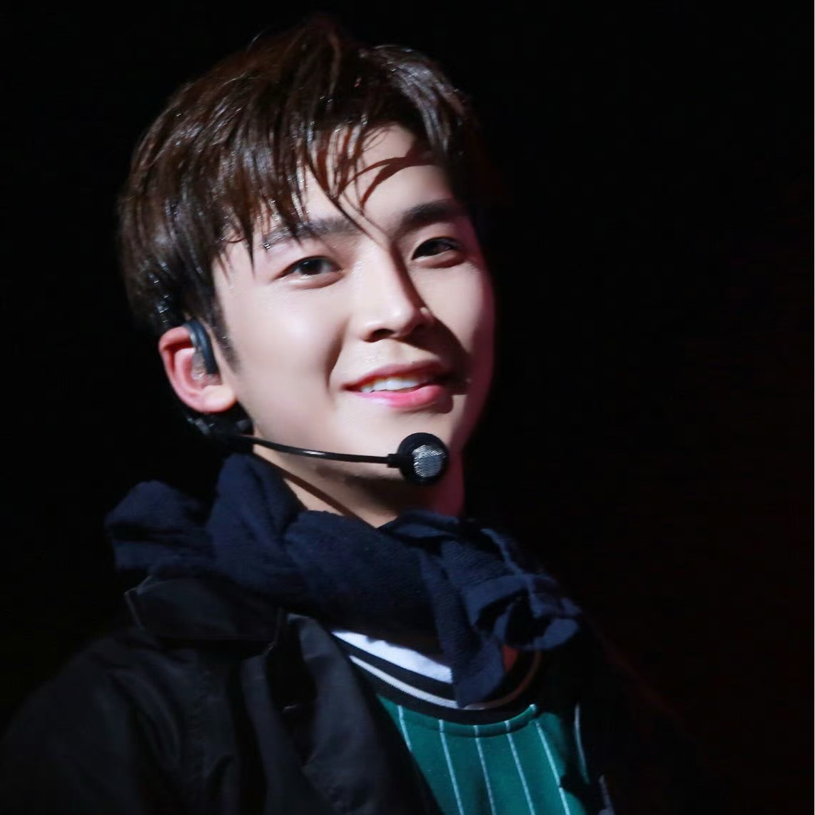 Momen yang diabadikan oleh penggemar Rowoon