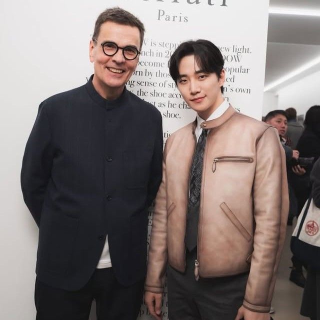 イ・ジュノのビハインドカット