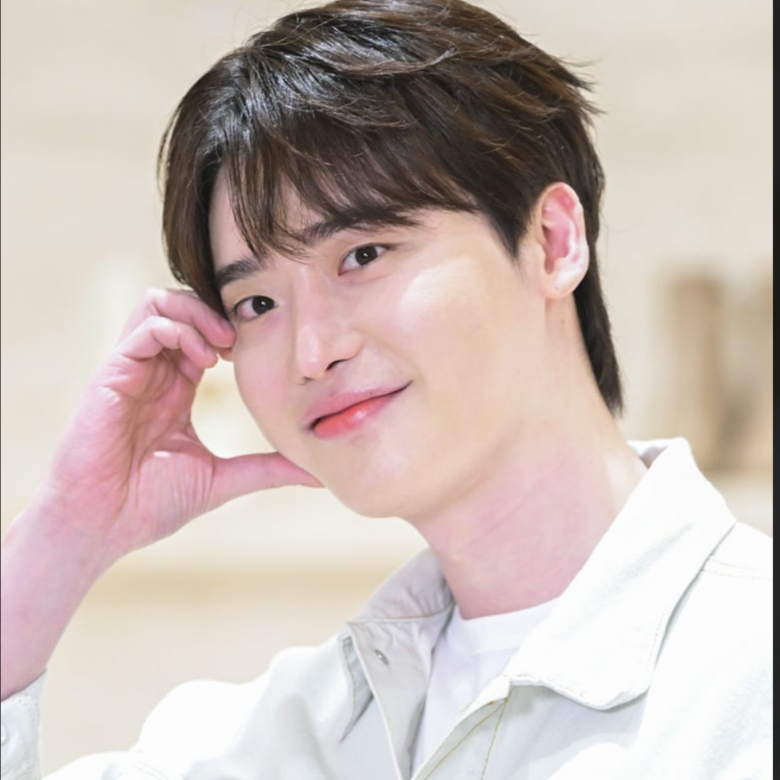 李鍾碩的最新照片