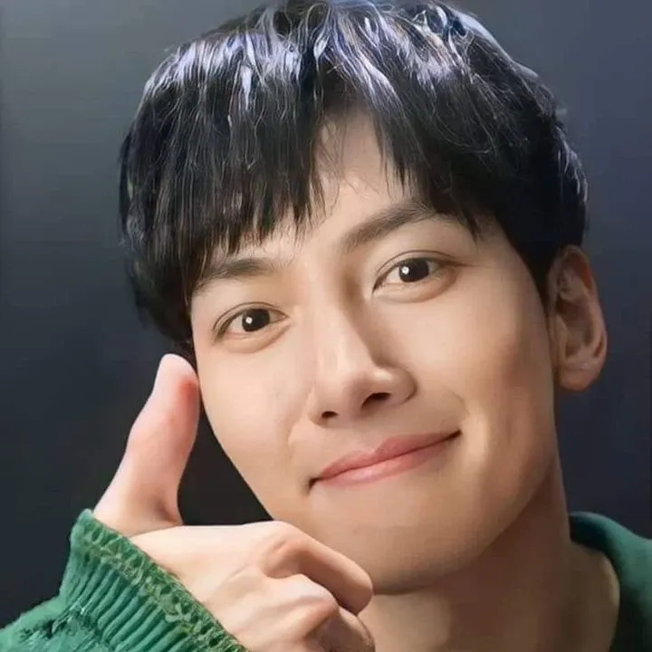 Behind-the-scenes cut of Ji Changwook
