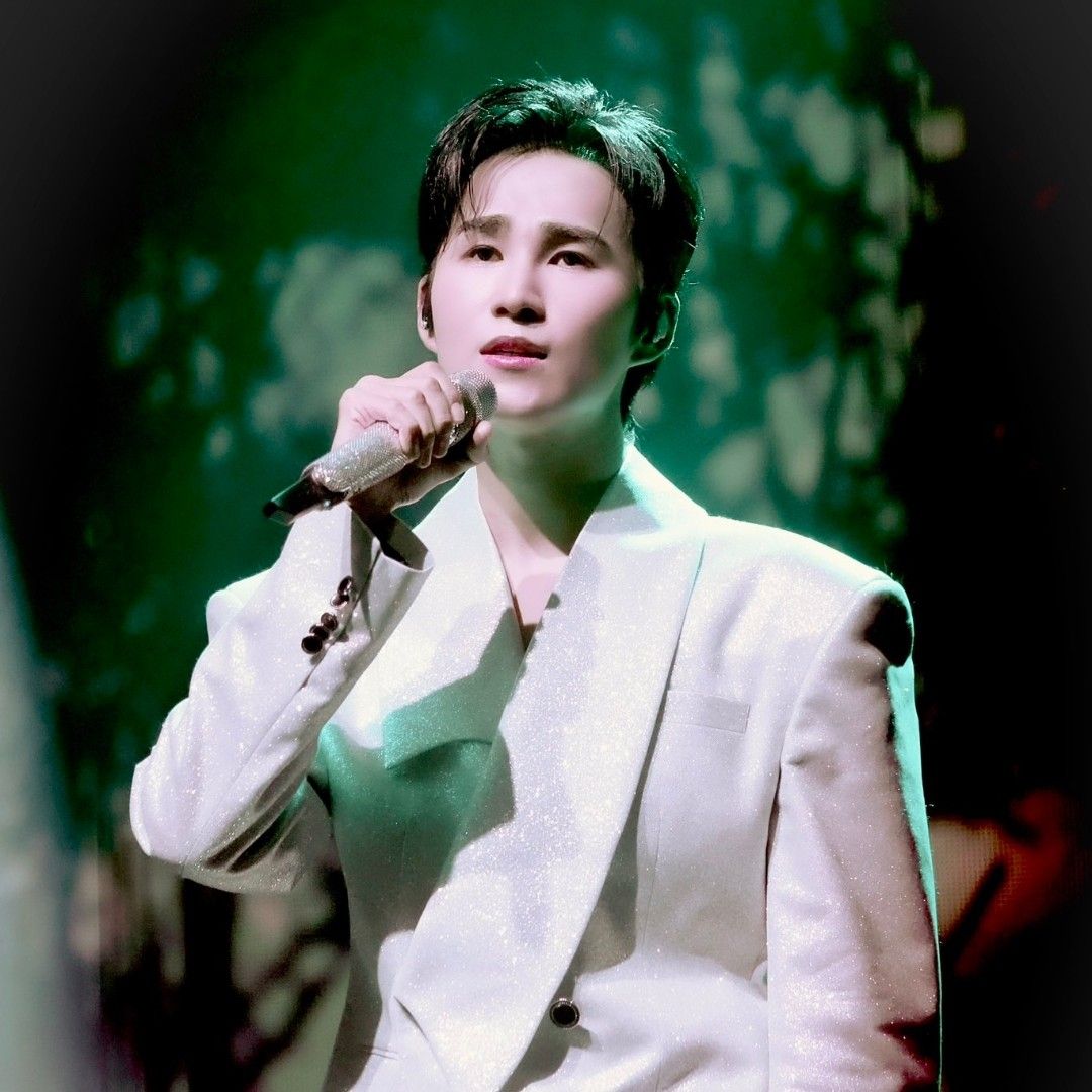 김희재의 최신 사진