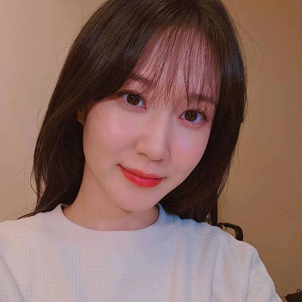 Behind-the-scenes cut of Park Eunbin