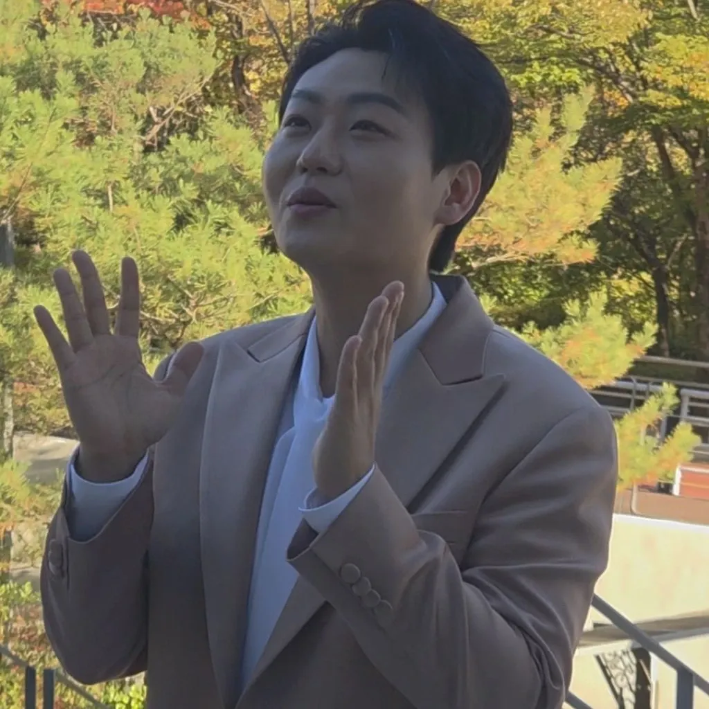 Latest photo of Min Soohyun