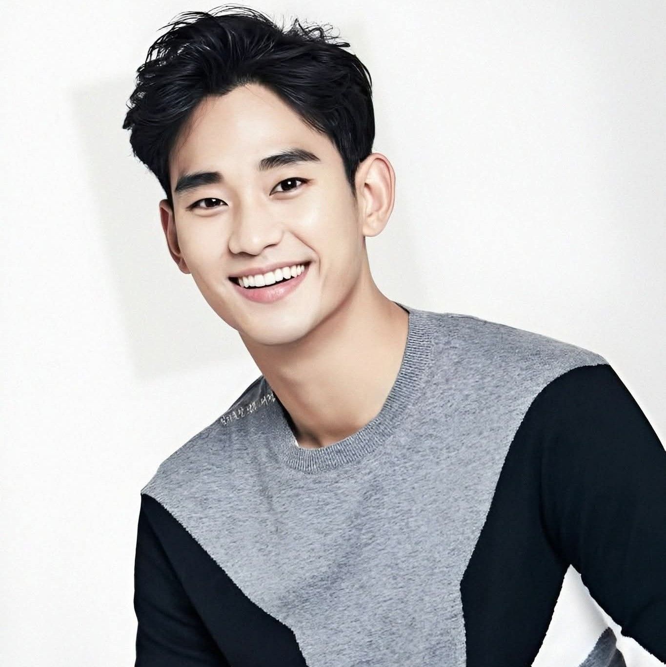 Latest photo of Kim Soohyun