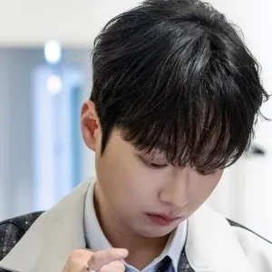 Momen yang diabadikan oleh penggemar Lee Chanwon