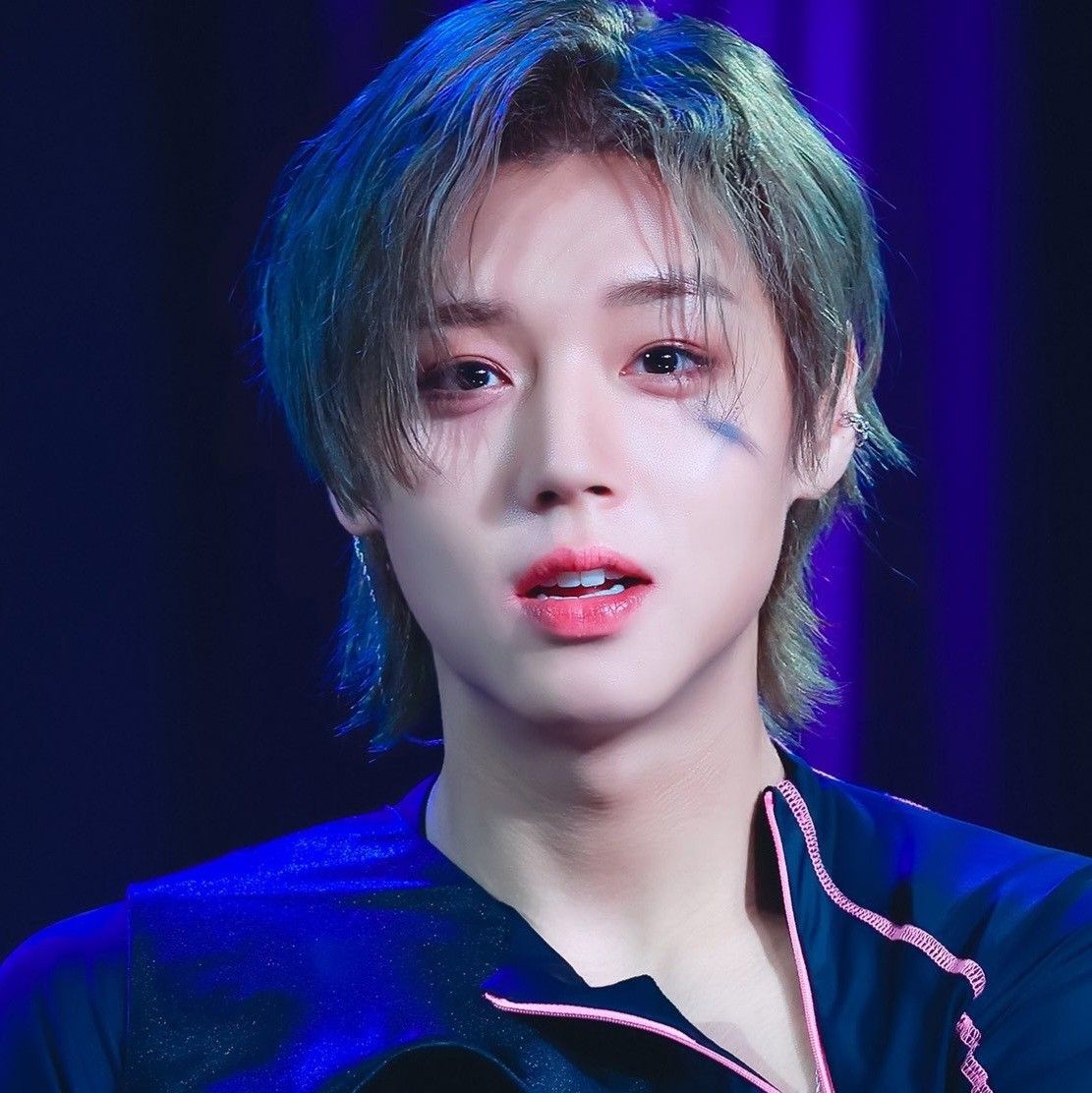 Behind-the-scenes cut of Park Jihoon