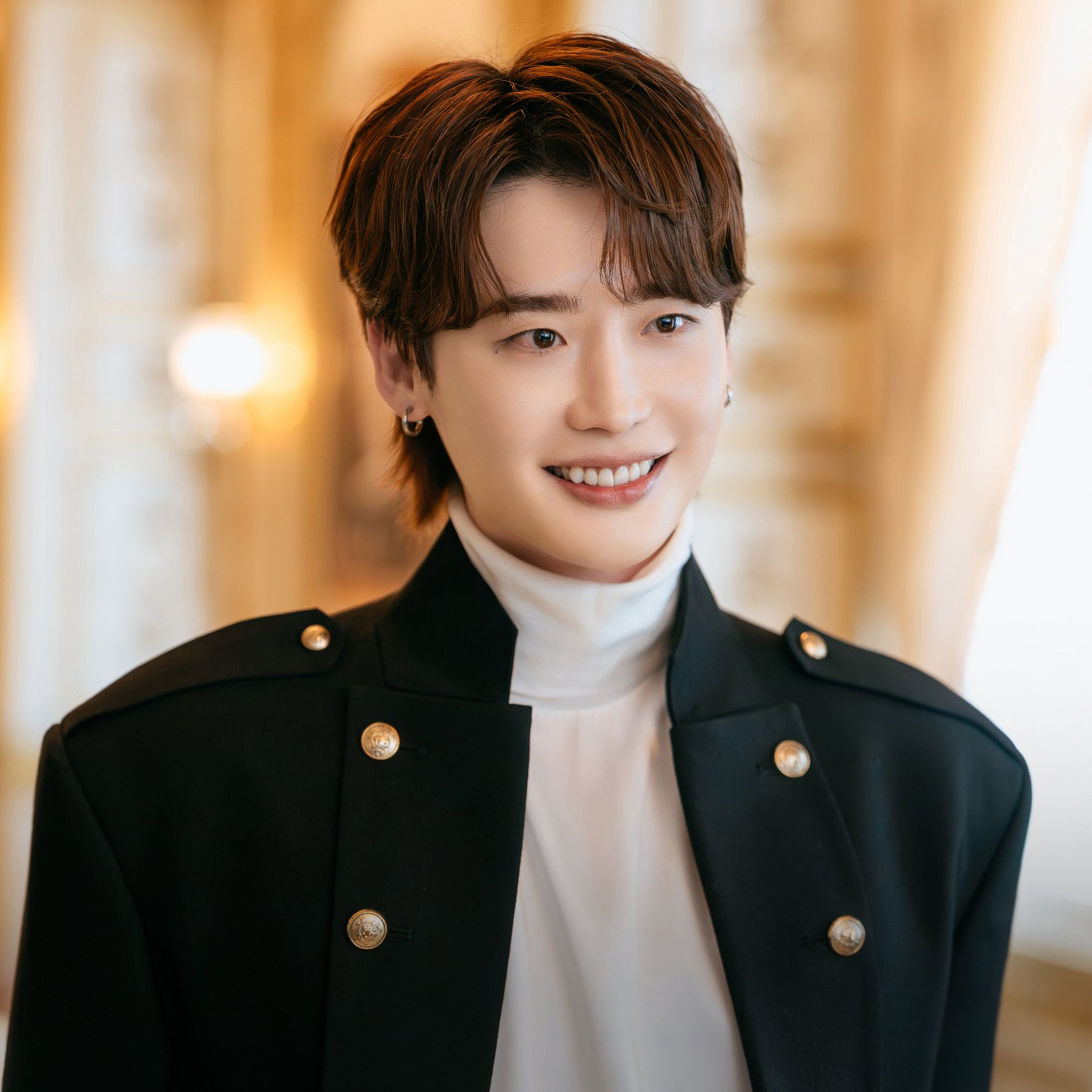 Latest photo of Lee Jongsuk