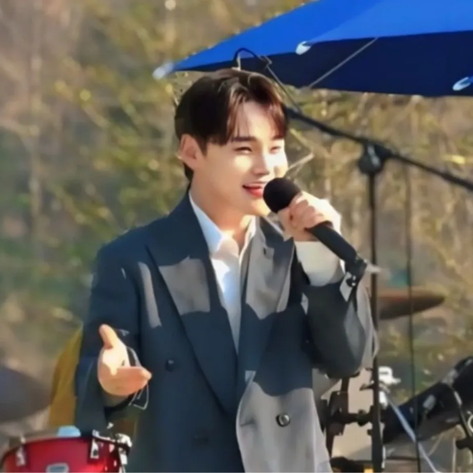 박서진의 최신 사진