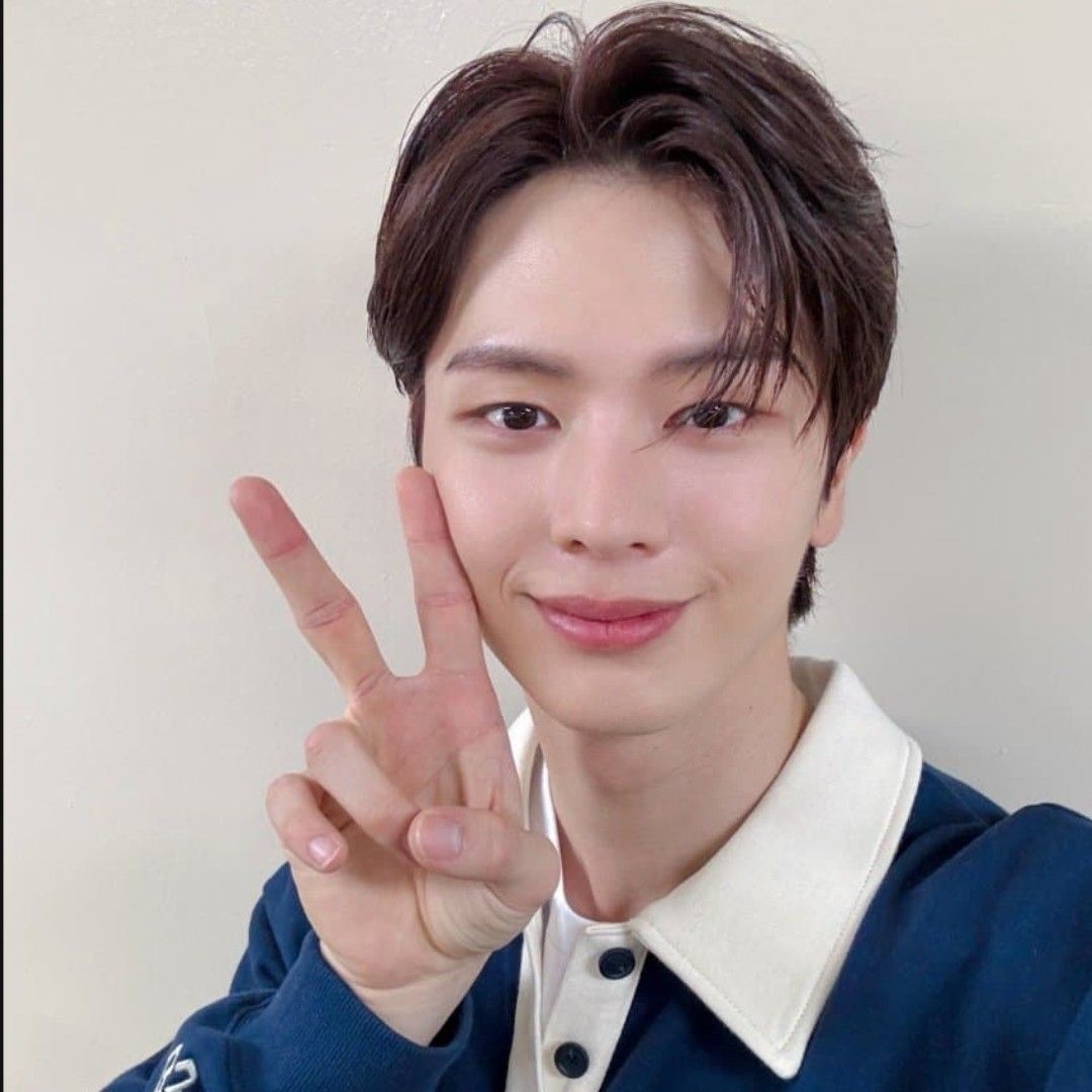 Behind-the-scenes cut of Yook Sungjae