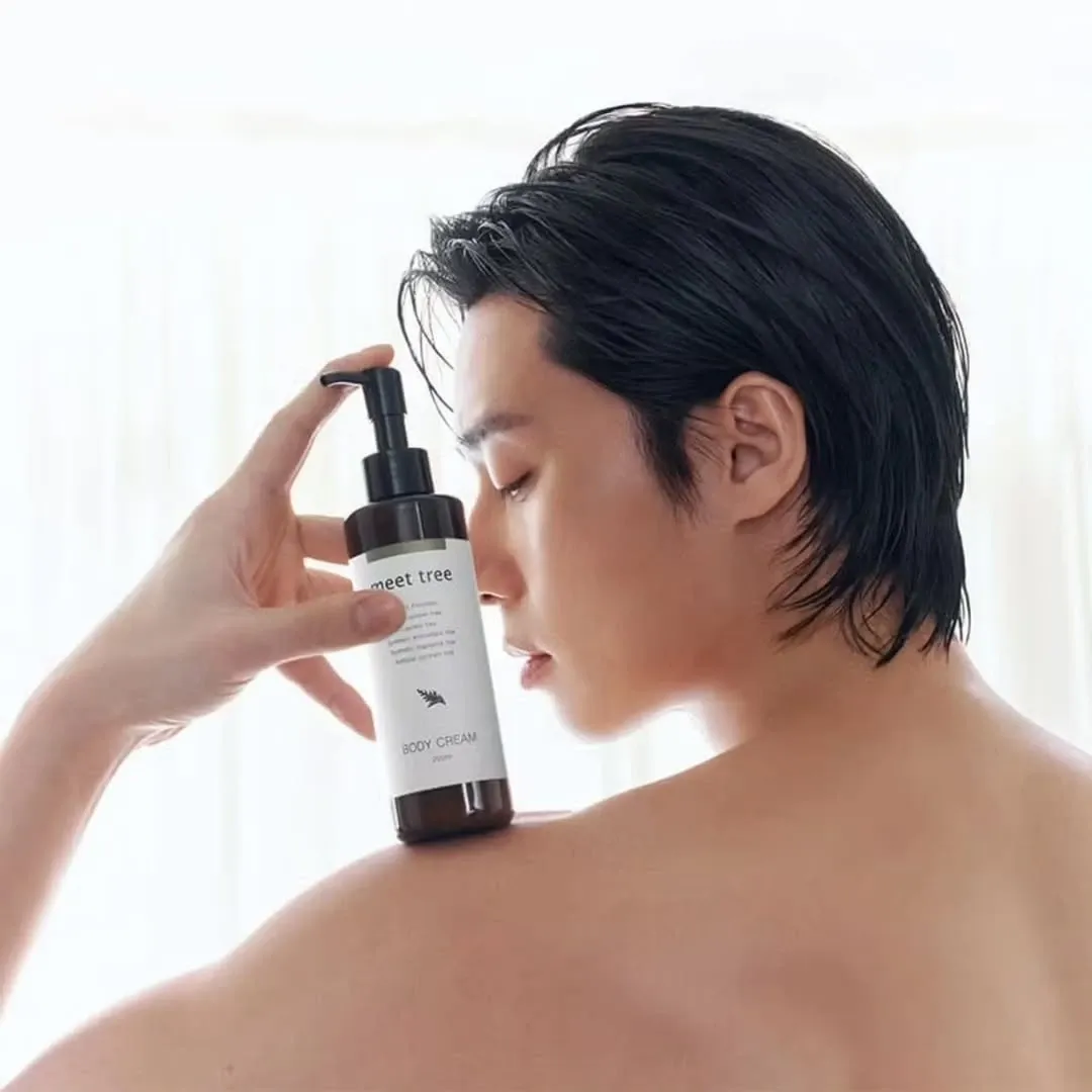 Latest photo of Park Seojoon