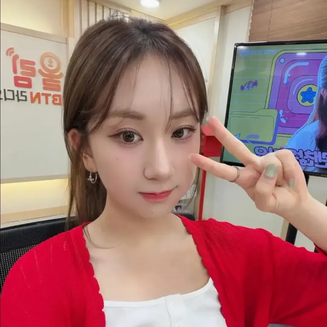 Foto terbaru dari Jeon Yujin