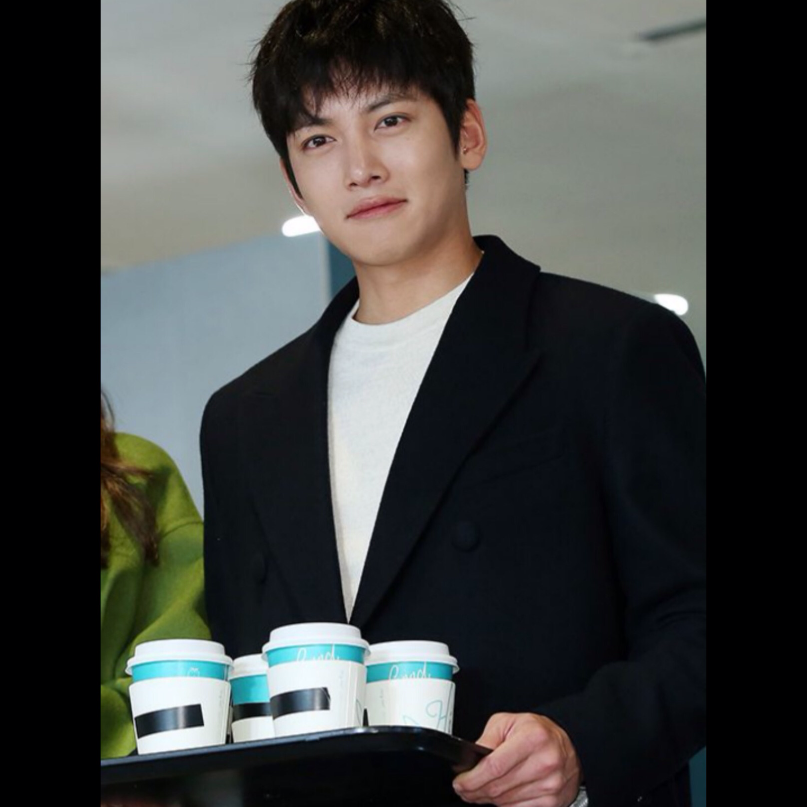 チ・チャンウクの最近の活動ショット