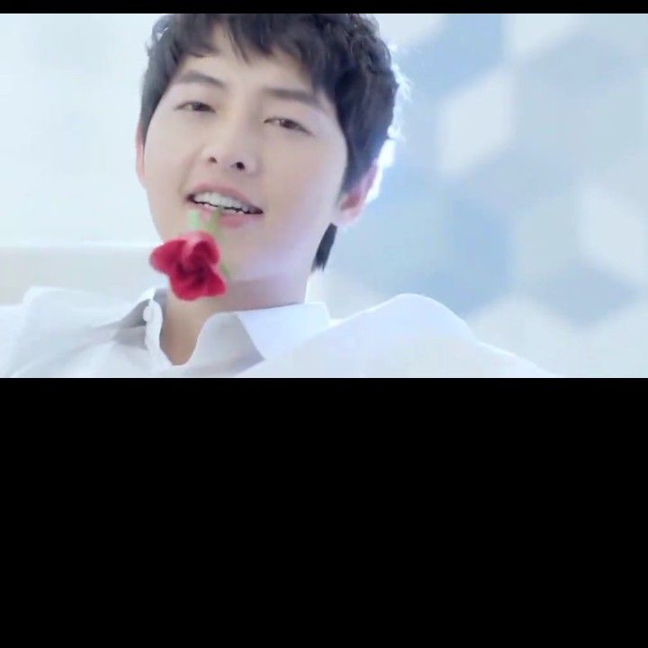 Foto terbaru dari Song Joongki