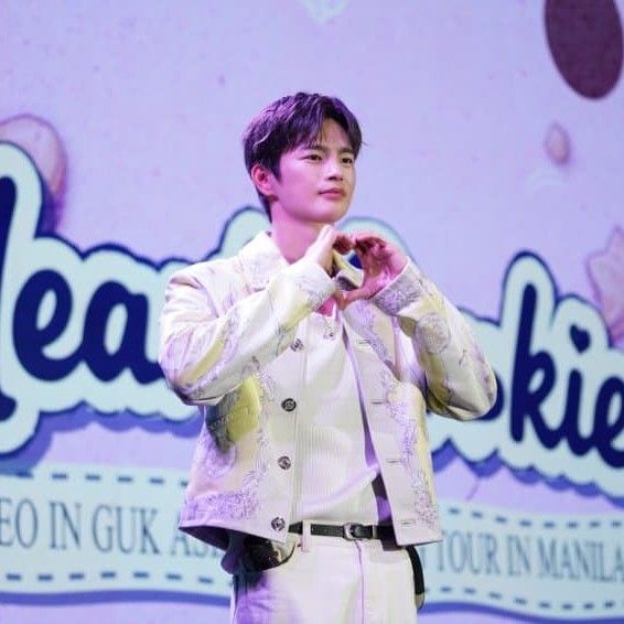 A moment captured by a fan of Seo Inguk