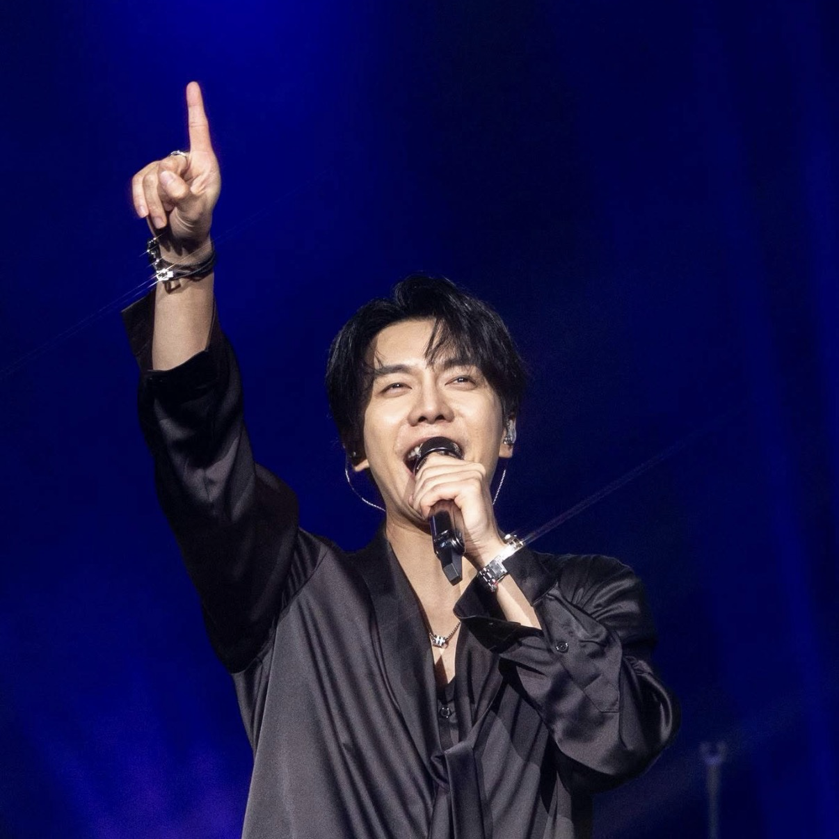 イ・スンギのビハインドカット