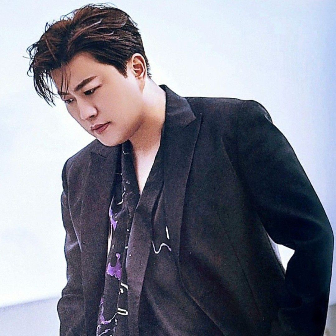 キム・ホジュンのビハインドカット