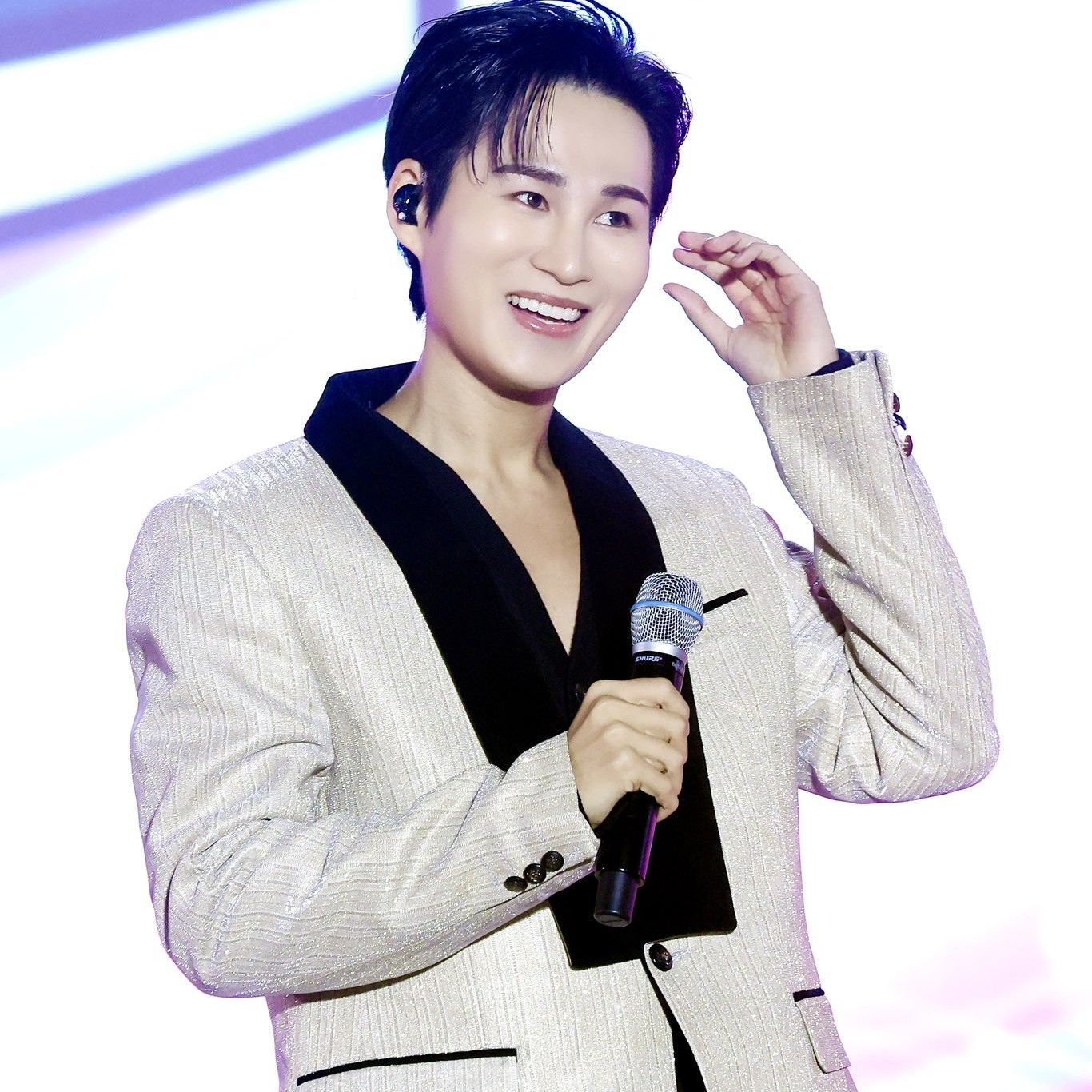 Cuplikan di balik layar dari Kim Heejae