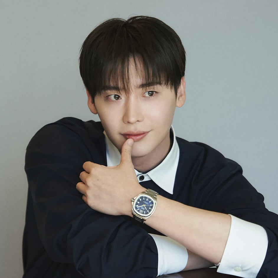 Latest photo of Lee Jongsuk
