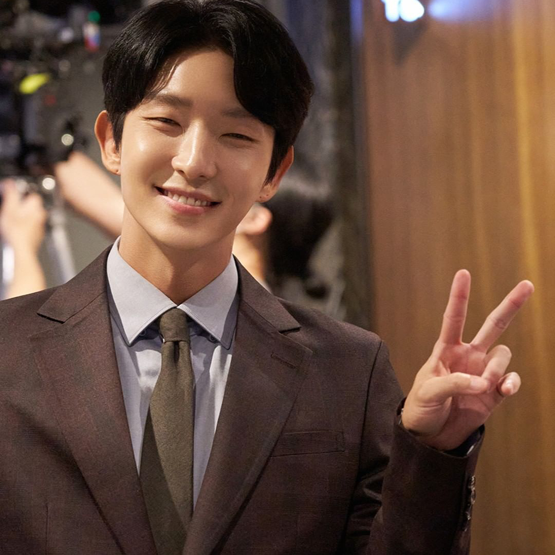 Latest photo of Lee Joongi