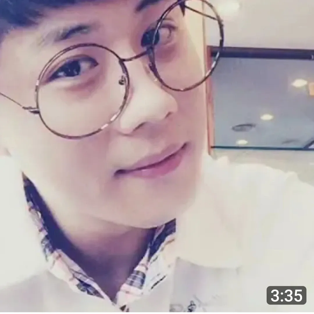 진해성의 비하인드 컷