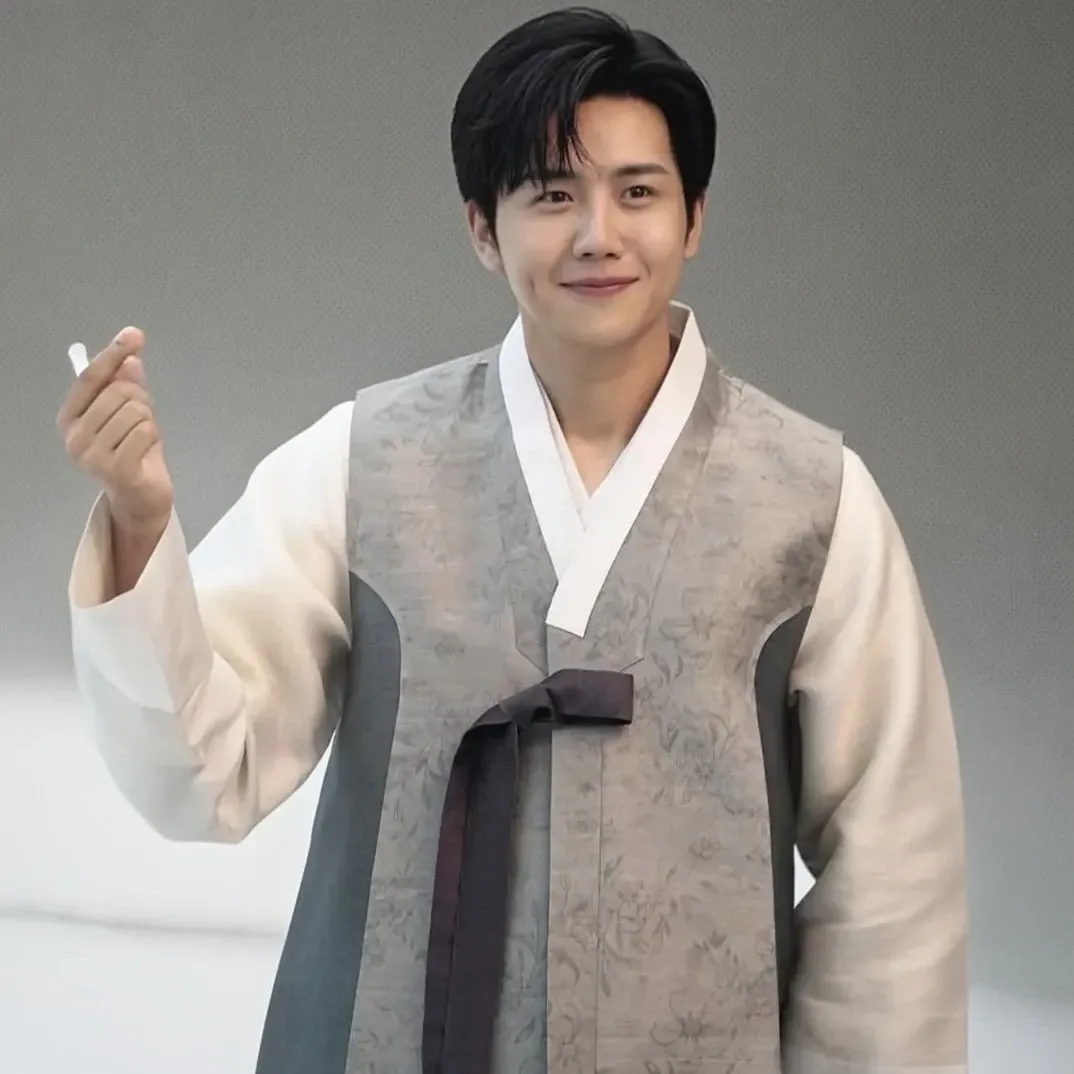 김선호 최근 활동샷