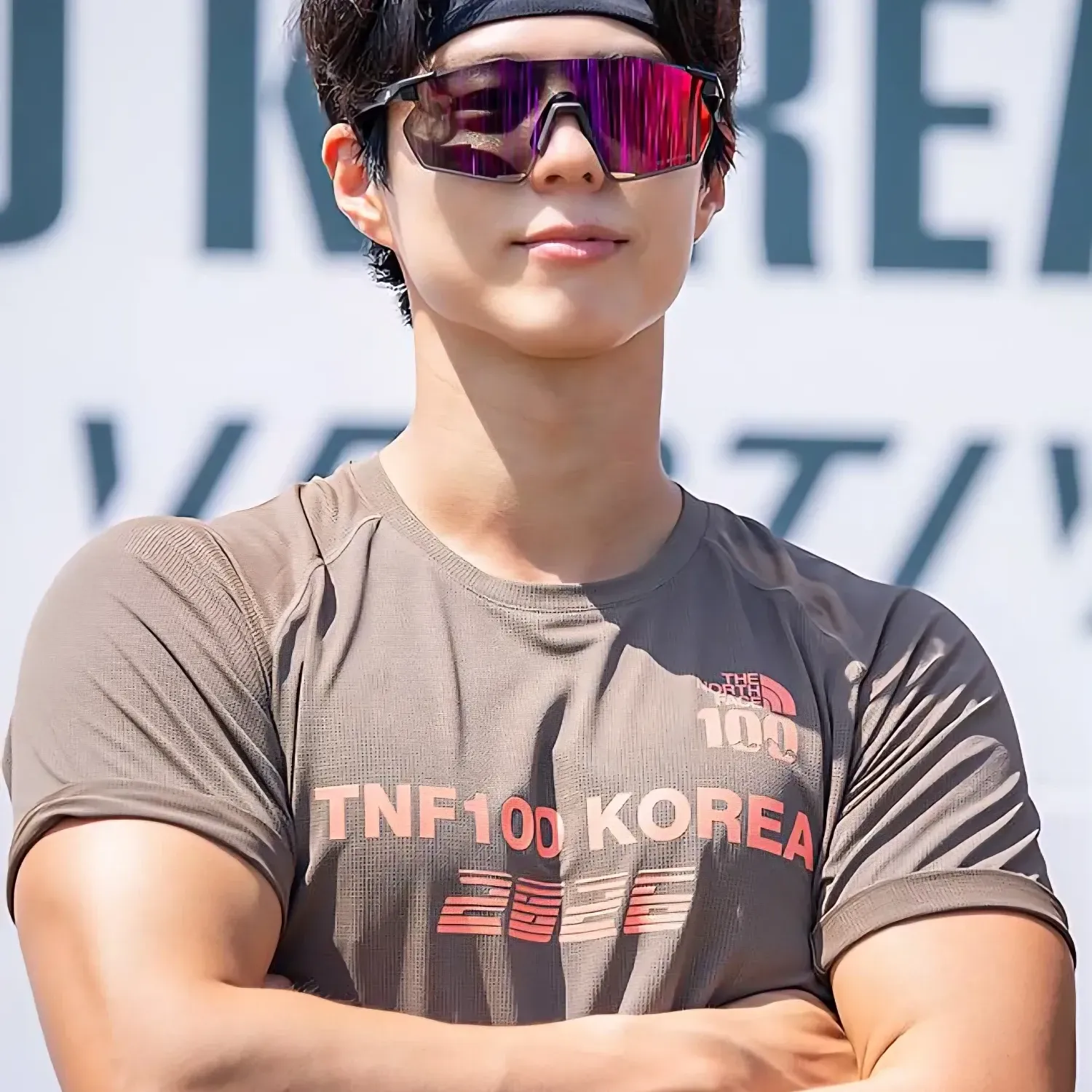 A moment captured by a fan of Park Bogum
