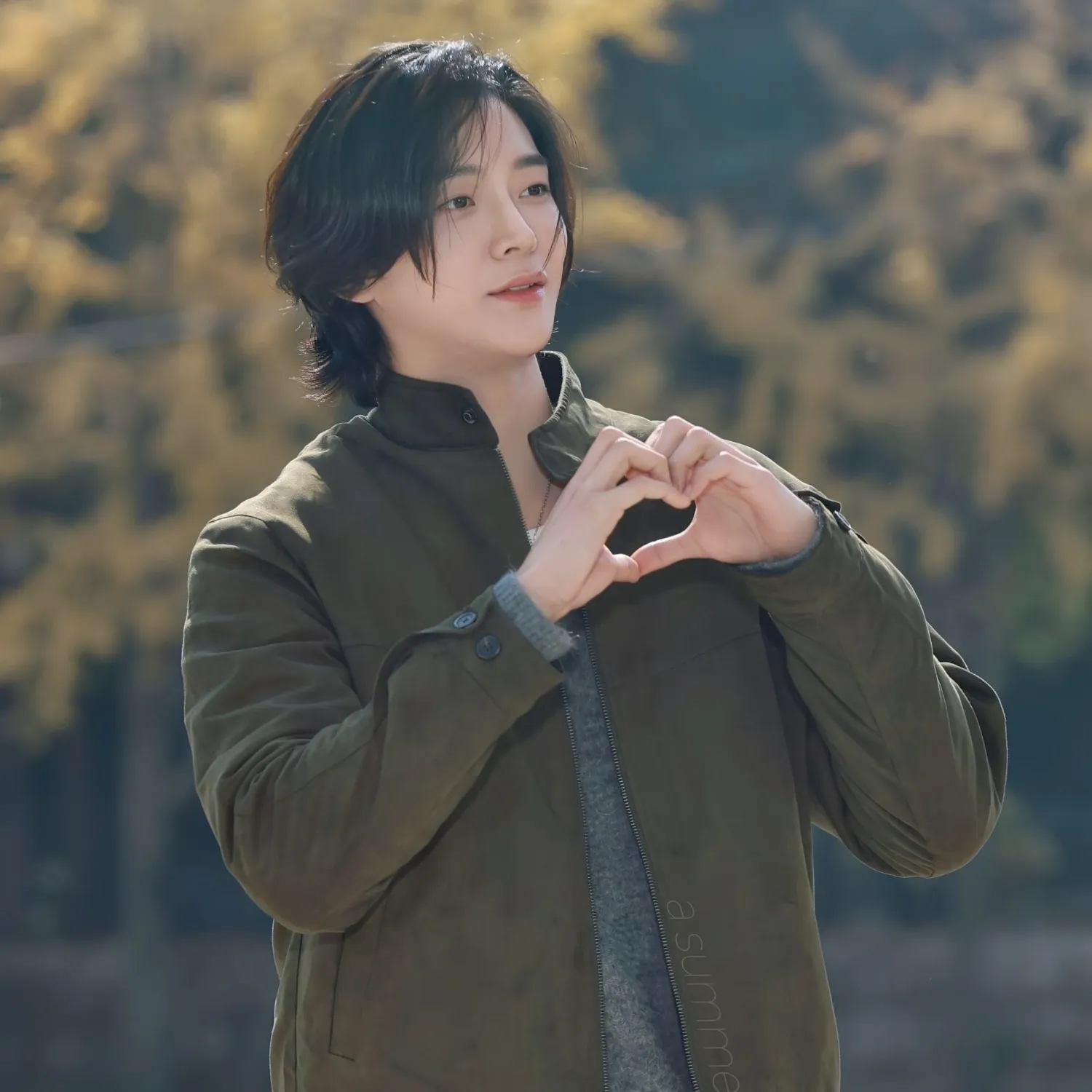 Momen yang diabadikan oleh penggemar Rowoon