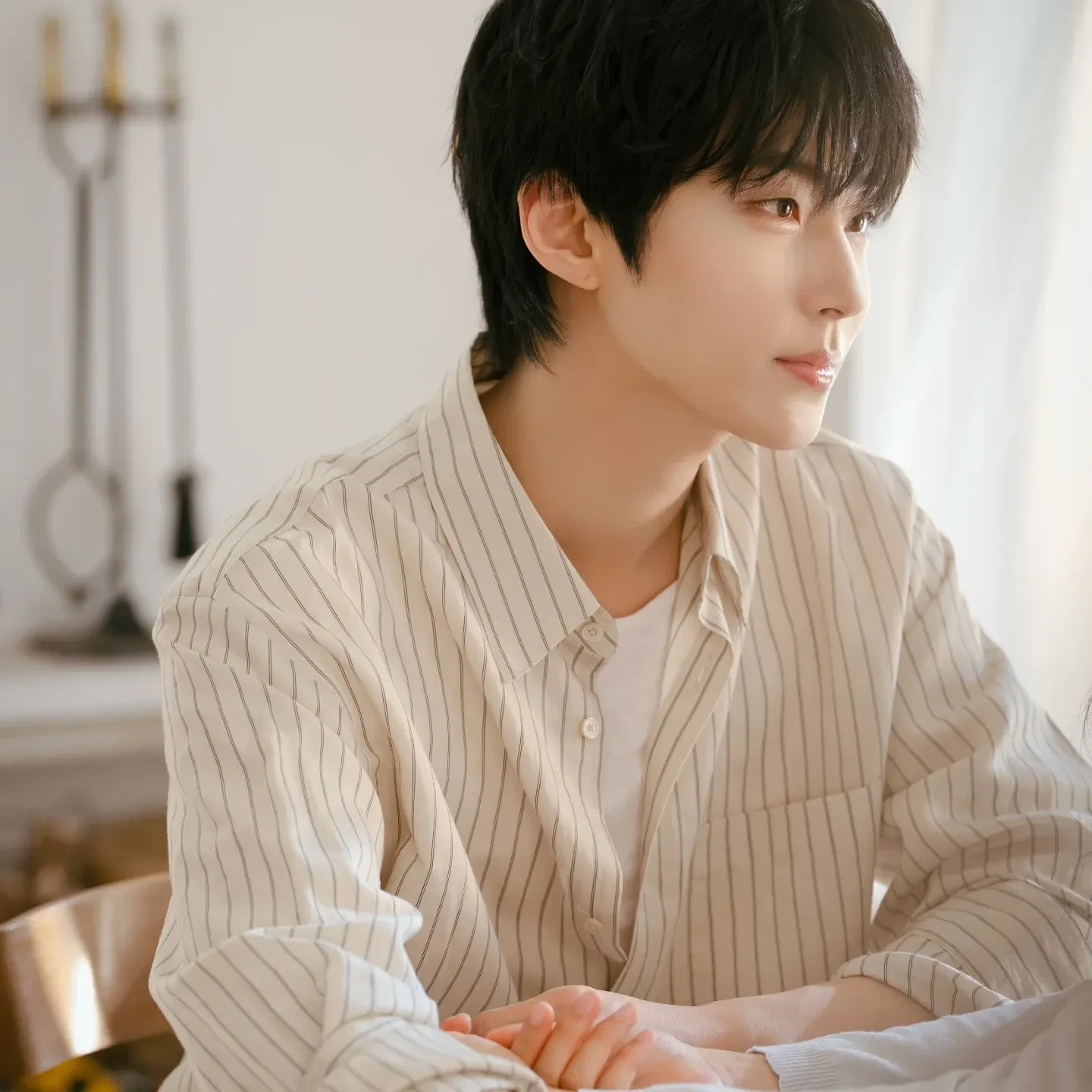 황인엽의 비하인드 컷