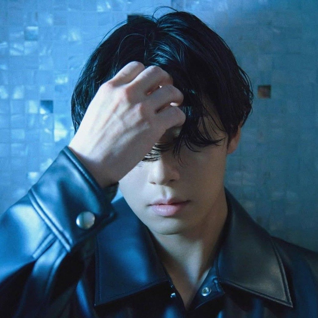 Latest photo of Park Seojoon