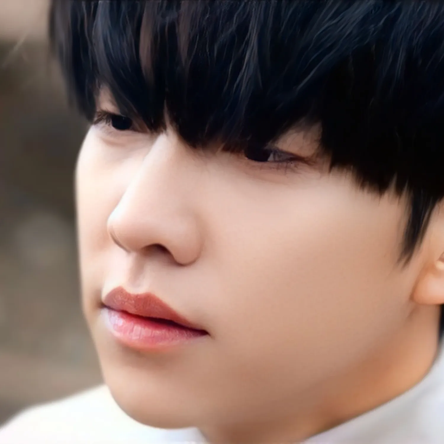 Foto kegiatan terbaru dari Lee Seunggi