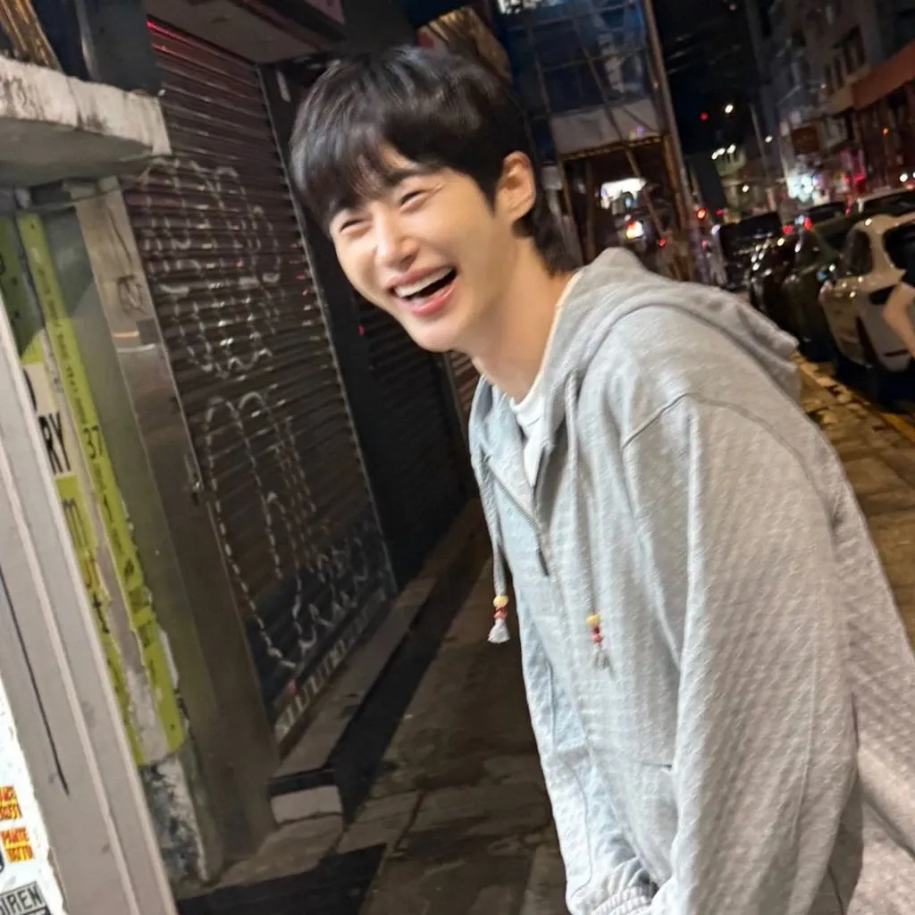 Foto terbaru dari Byeon Wooseok